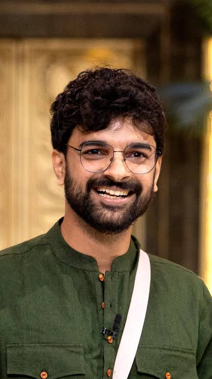 Samdish Bhatia