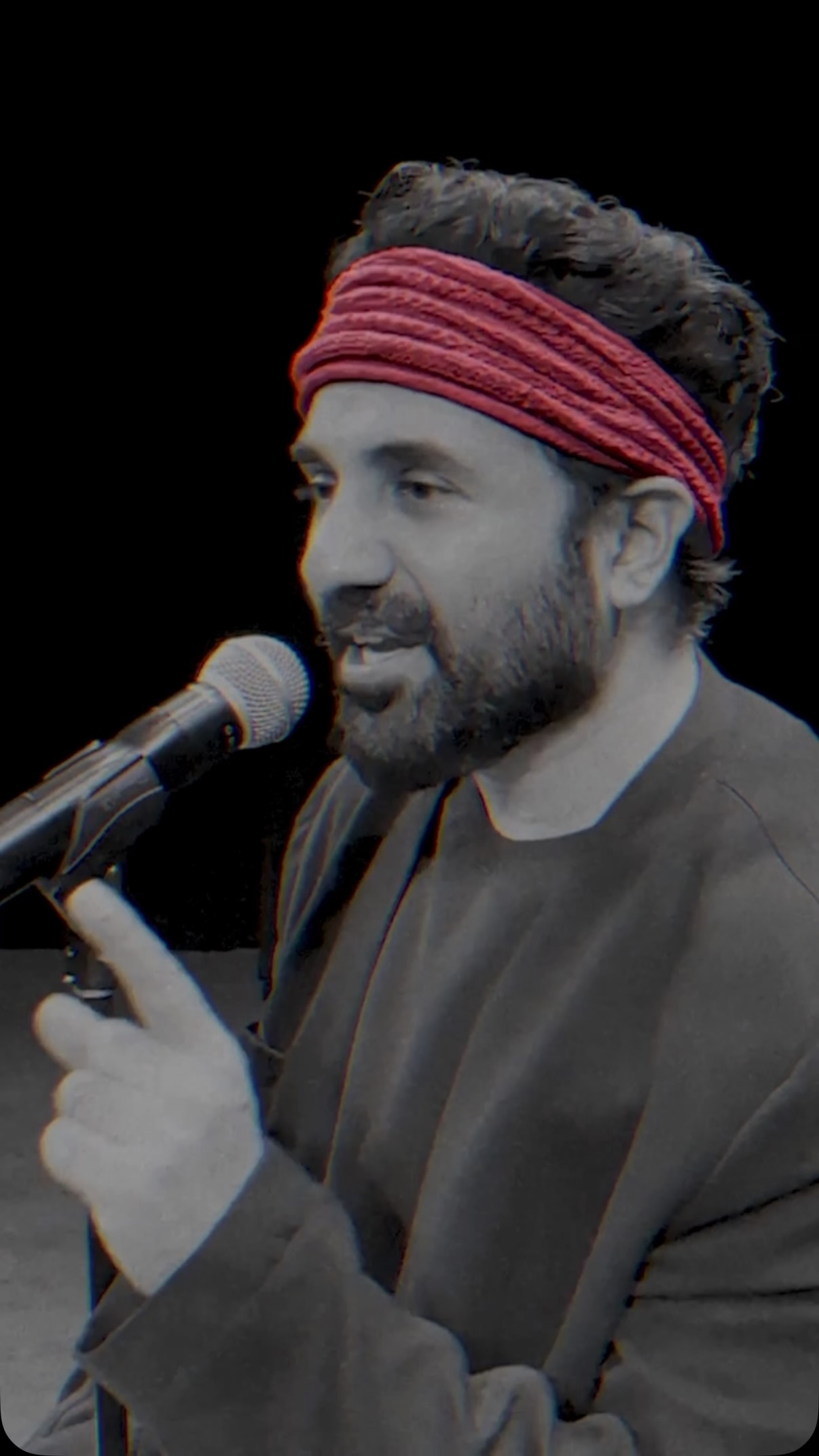 Vir Das’s attack on studio journalism invokes India’s air-pollution burden, but his claim of government-media servitude is rhetoric, not established fact